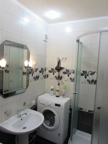 Фотографии Апартаменты Apartment na Lenina 1 г. Барановичи (Беларусь) №2 Фото Апартаменты Apartment na Lenina 1 г. Барановичи 2